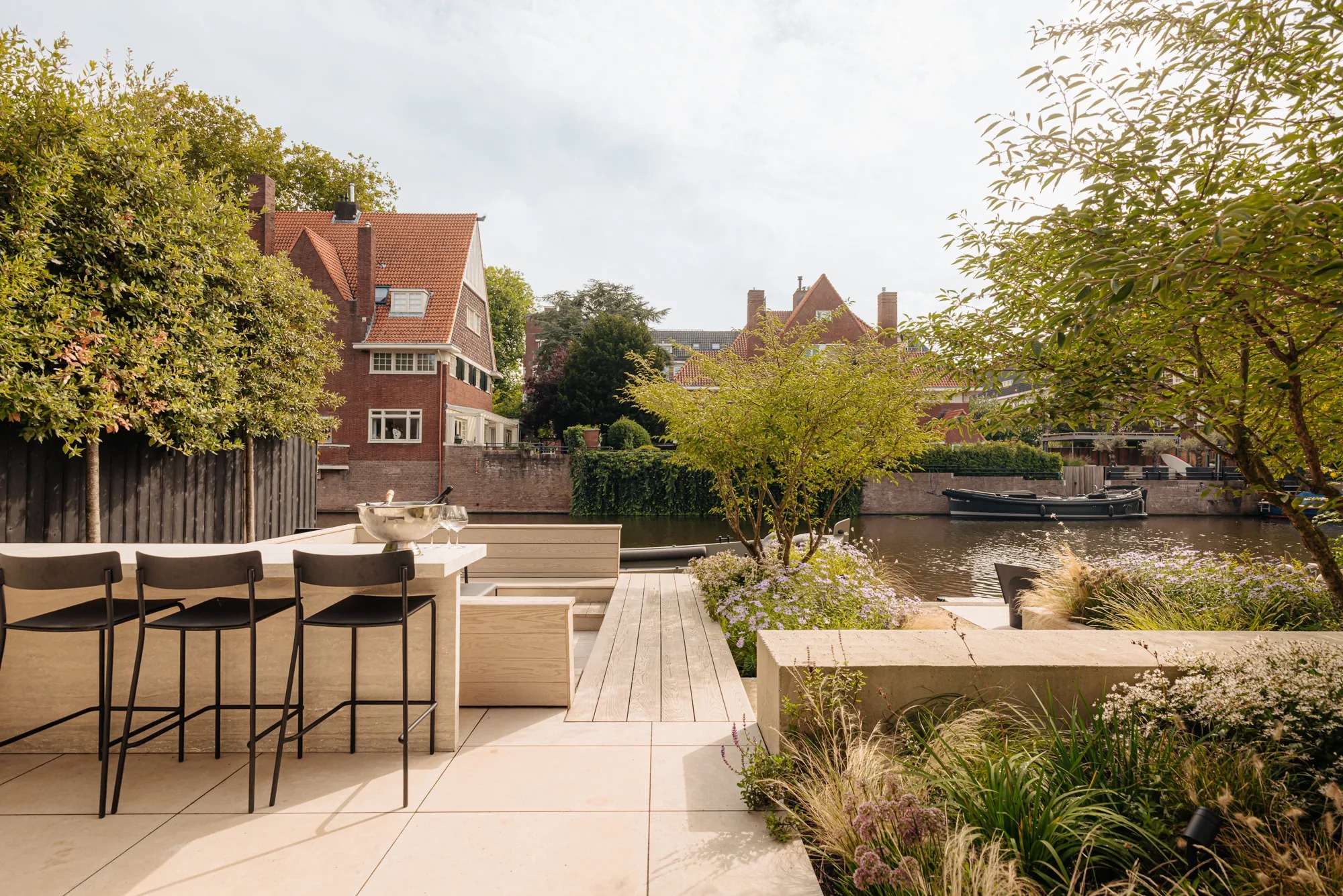 Hoekwoning Herman Heijermansweg 3 in Amsterdam