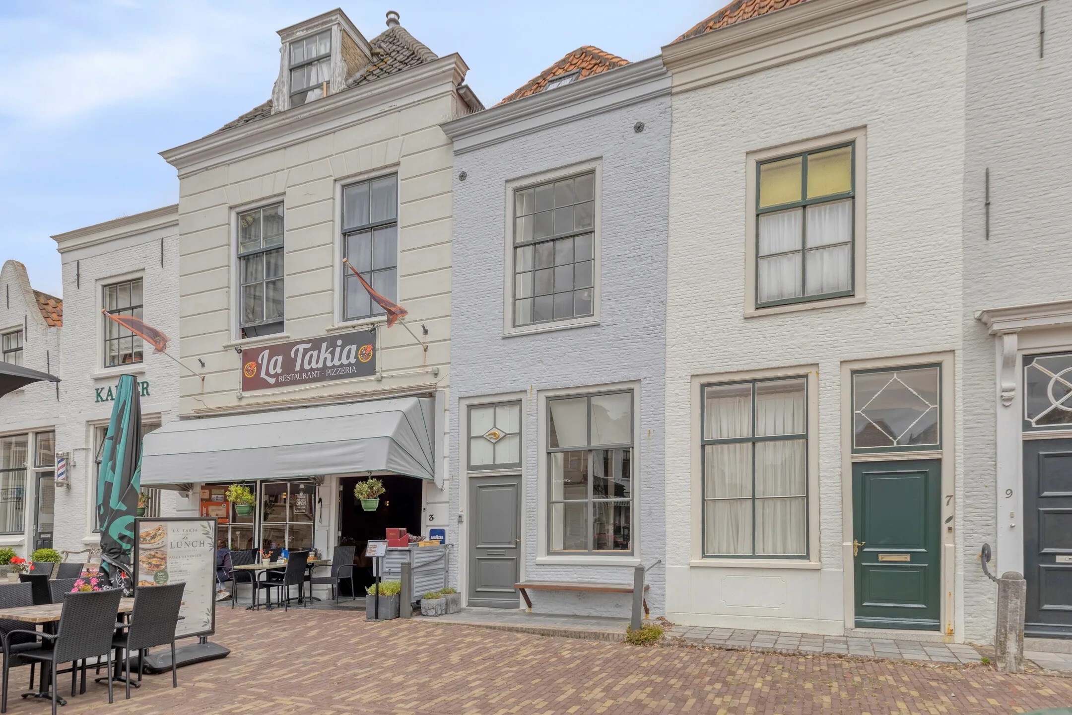 Tussenwoning Markt 5 in Brouwershaven