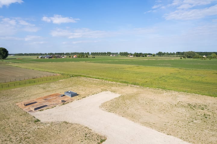 Eengezinswoning, 2-onder-1-kapwoning Dorpspad 1 in Vogelwaarde