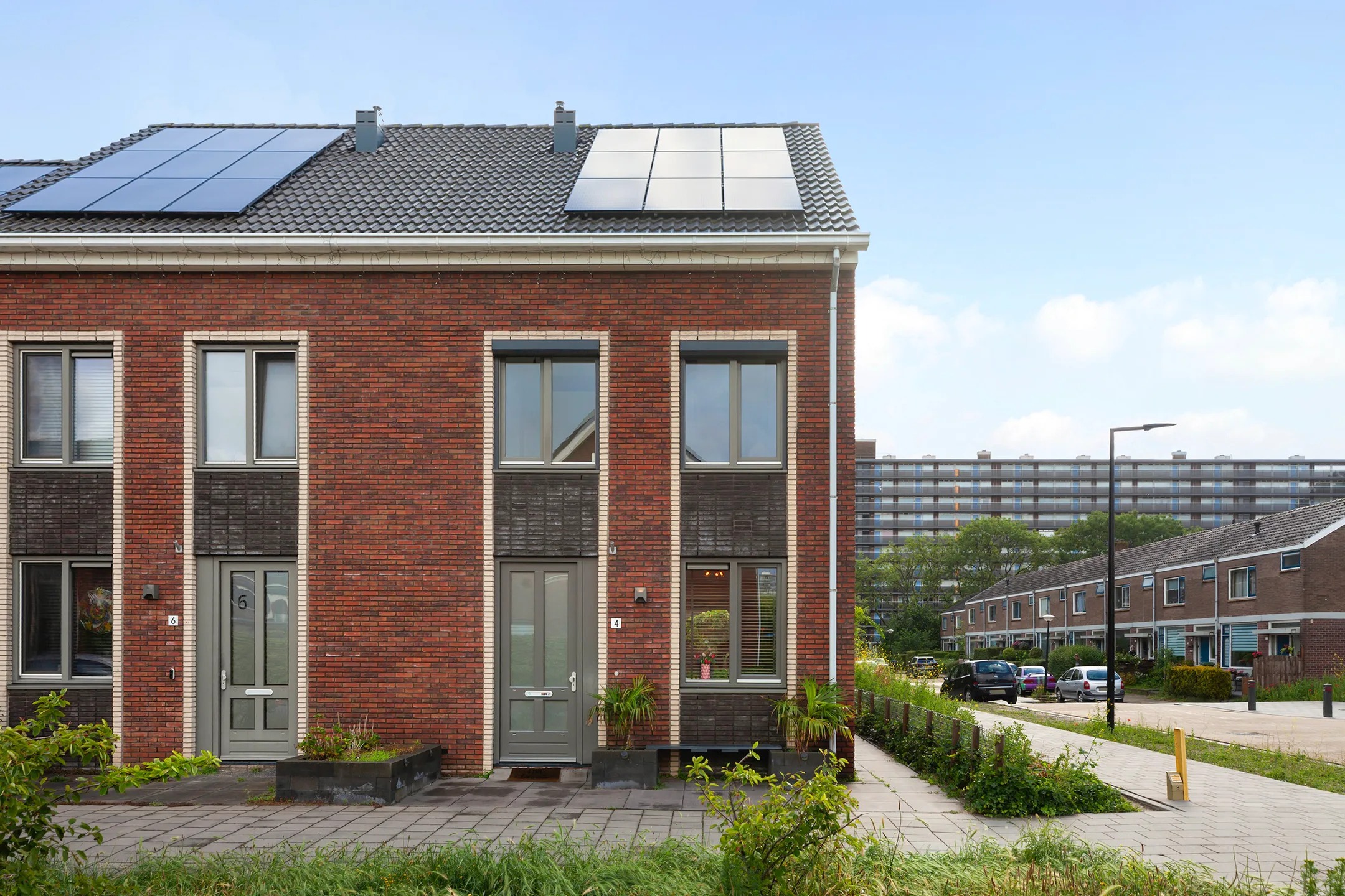 Hoekwoning Torenvalklaan 4 in Vlaardingen