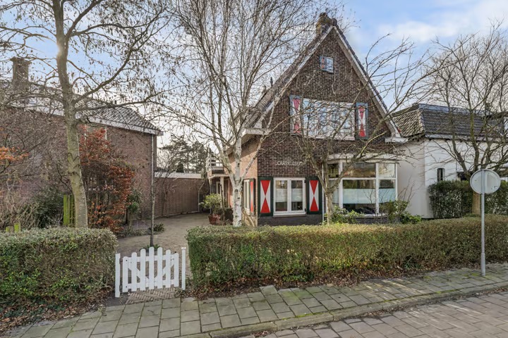 Vrijstaande woning Stationsweg 2 in Monster