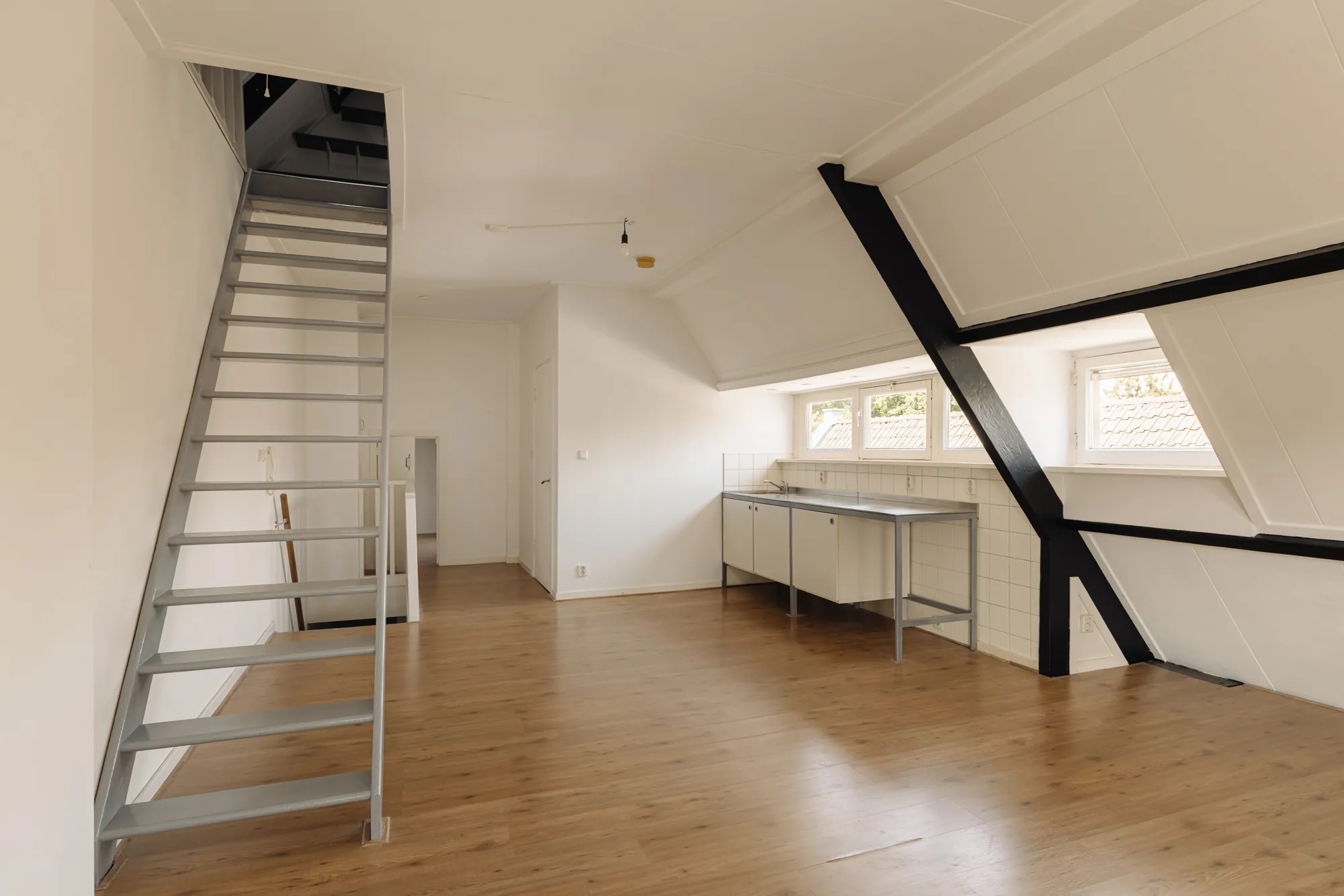 Bovenwoning Vaartweg 26 A2 in Hilversum