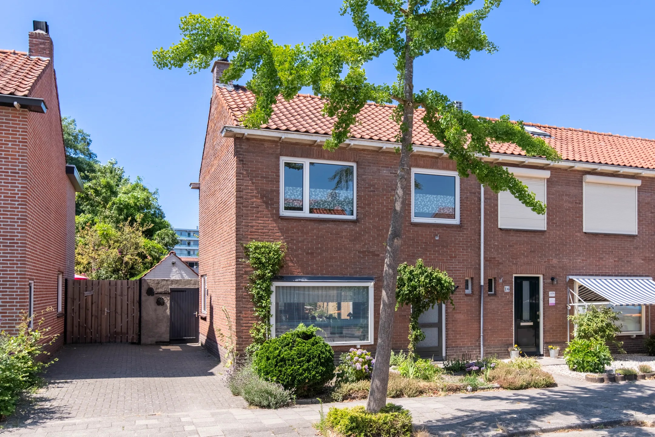 Hoekwoning Dr. Colijnstraat 18 in Veenendaal