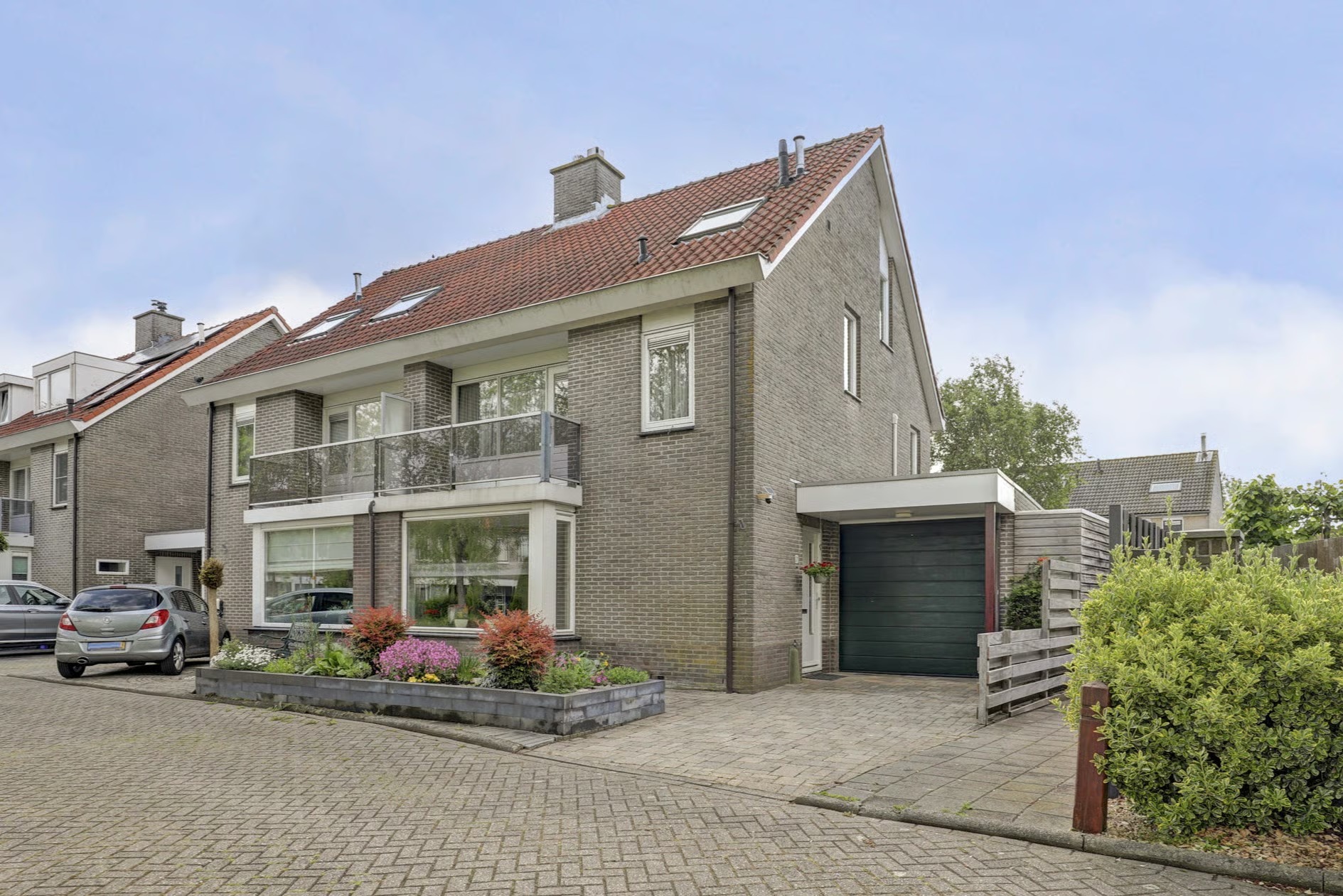 2-onder-1-kapwoning Troelstrahoeve 37 in Waddinxveen