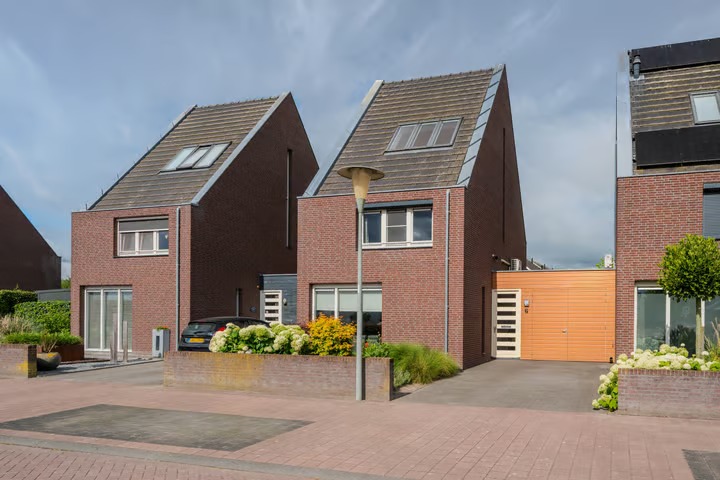 Geschakelde woning Buizerdlaan 6 in Venray