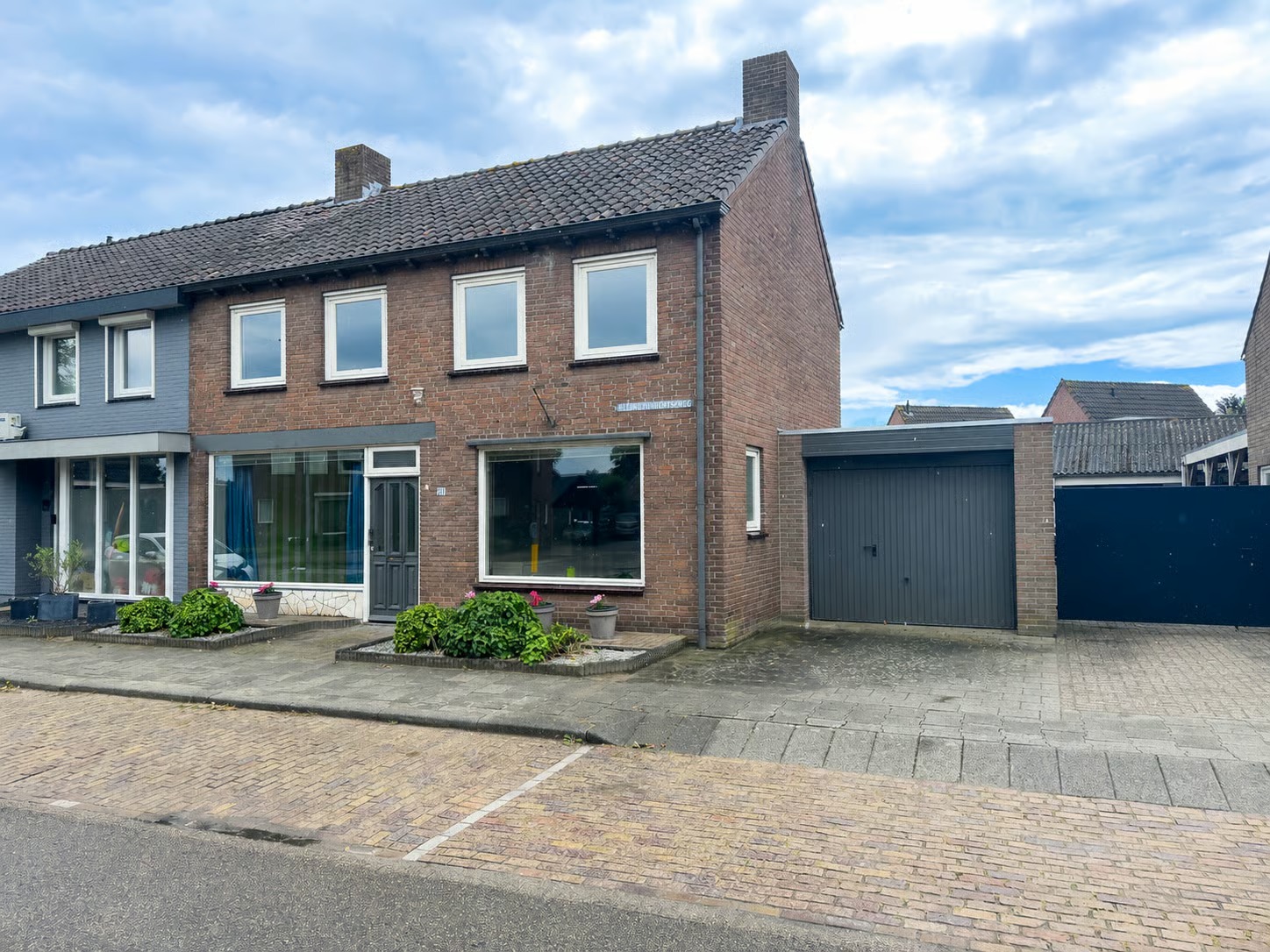 2-onder-1-kapwoning Klein Zundertseweg 27 in Klein Zundert