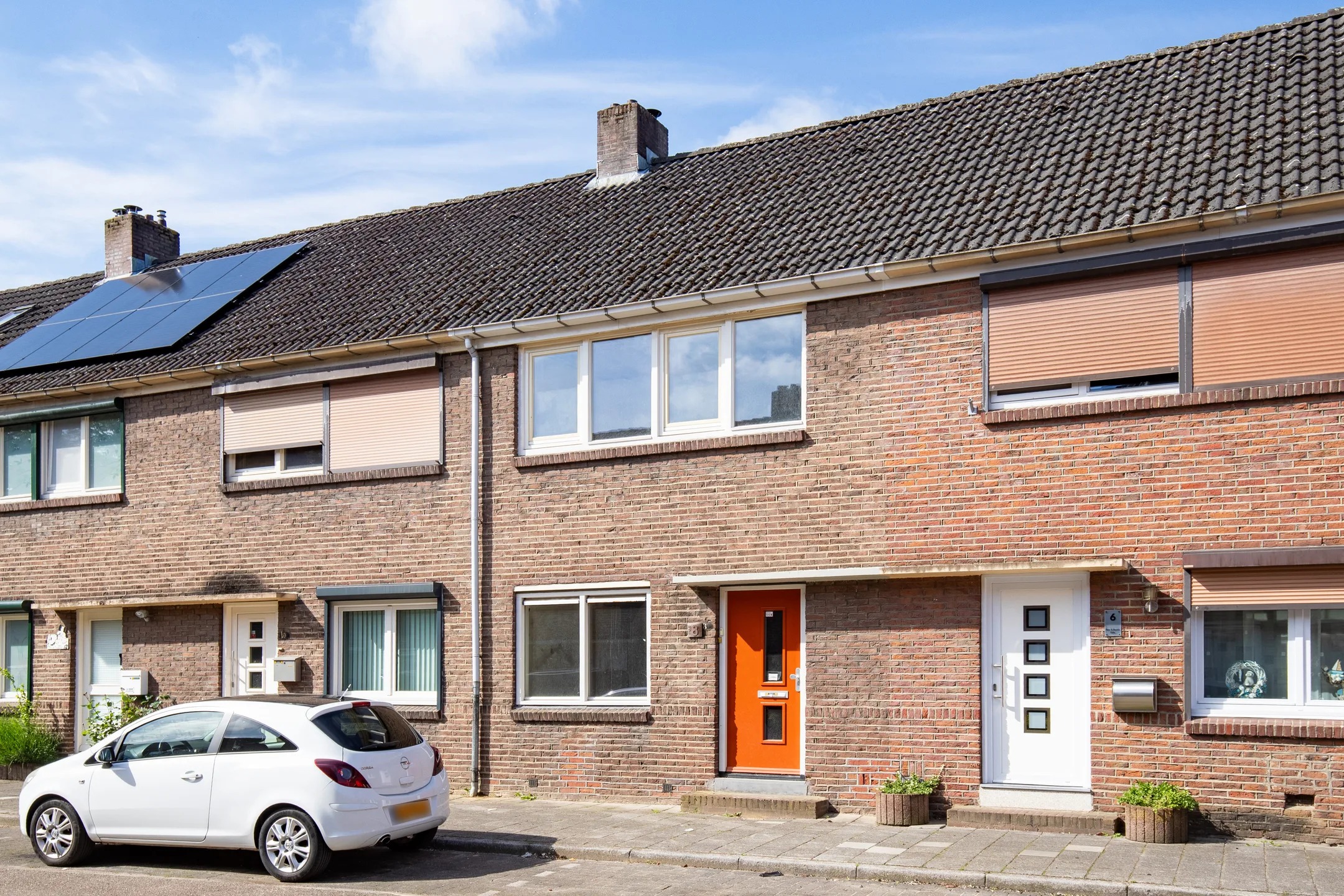 Tussenwoning De Genestetstraat 8 in Heerlen