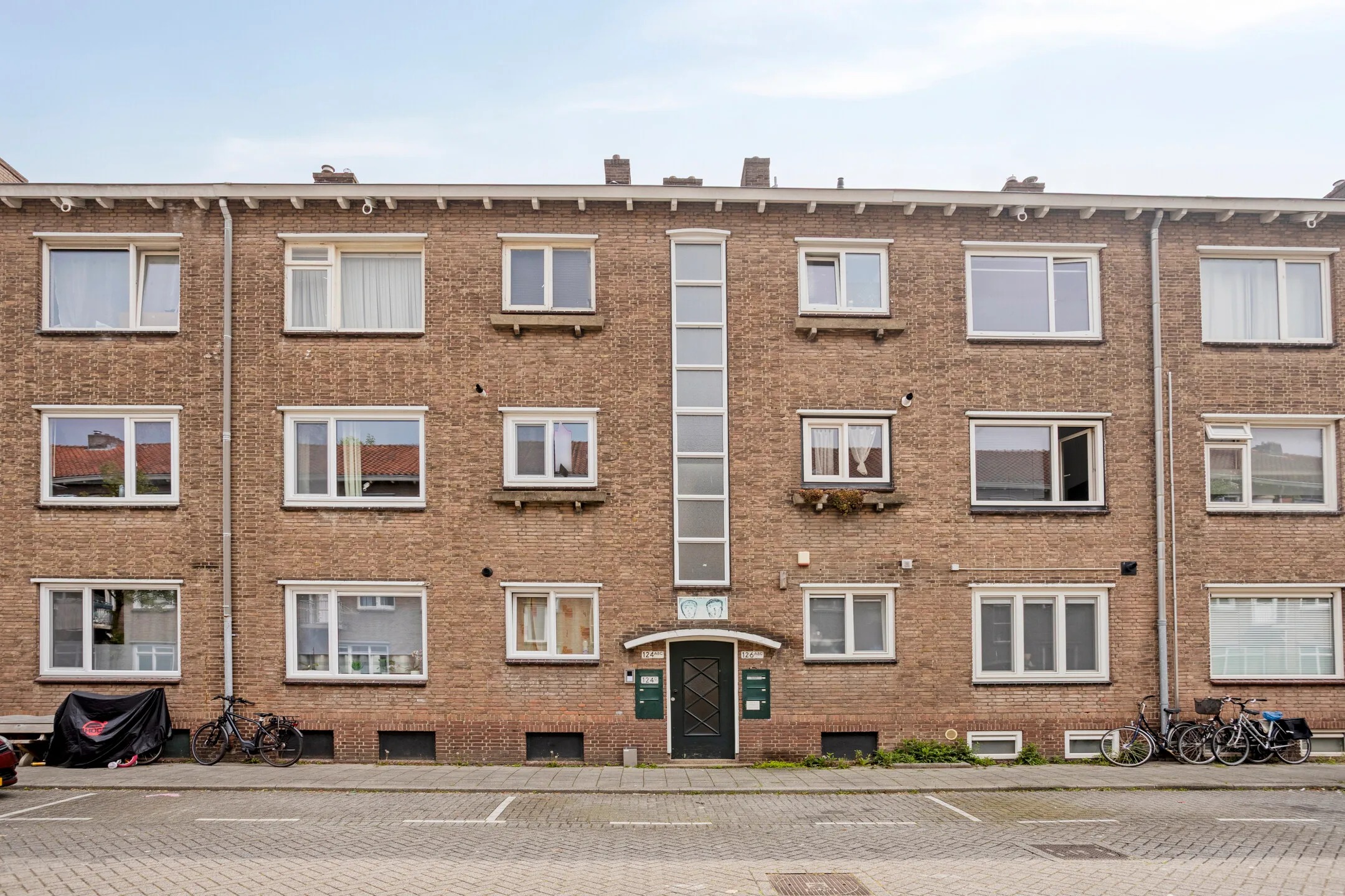 Portiekflat Klaverstraat 124 B in Rotterdam