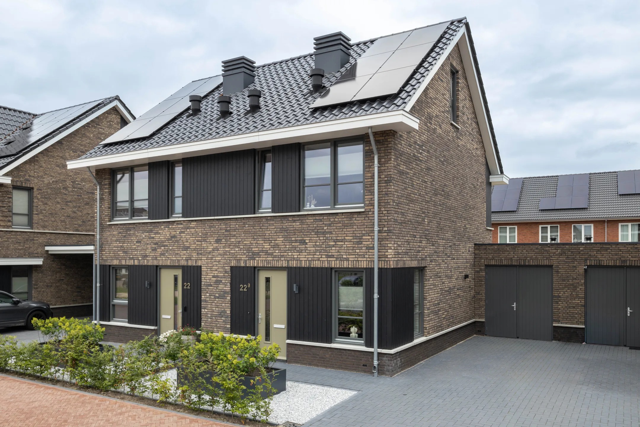 2-onder-1-kapwoning Robijnstraat 22 a in Almelo
