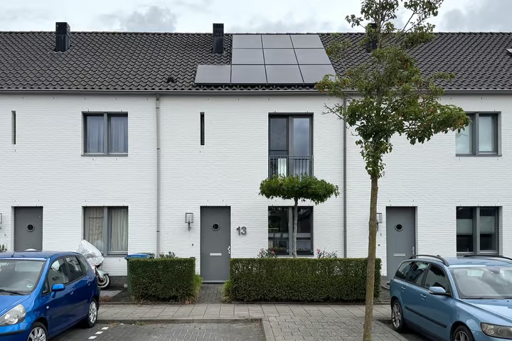 Tussenwoning Vermeerstraat 13 in Fijnaart