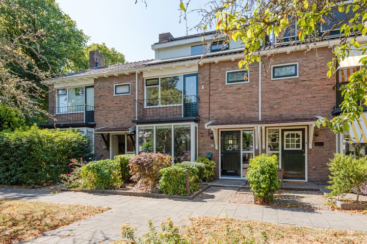Tussenwoning Cruijscamplaan 4 in Heiloo