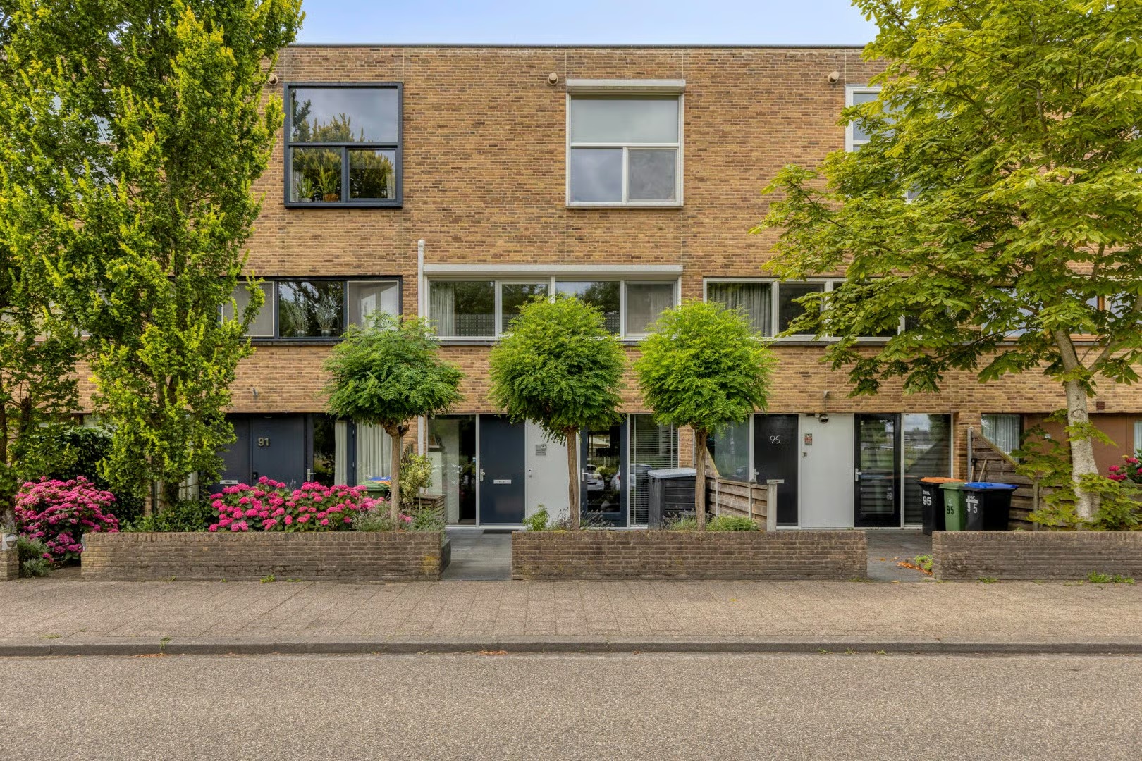 Tussenwoning Koolzaadlaan 93 in Zeewolde