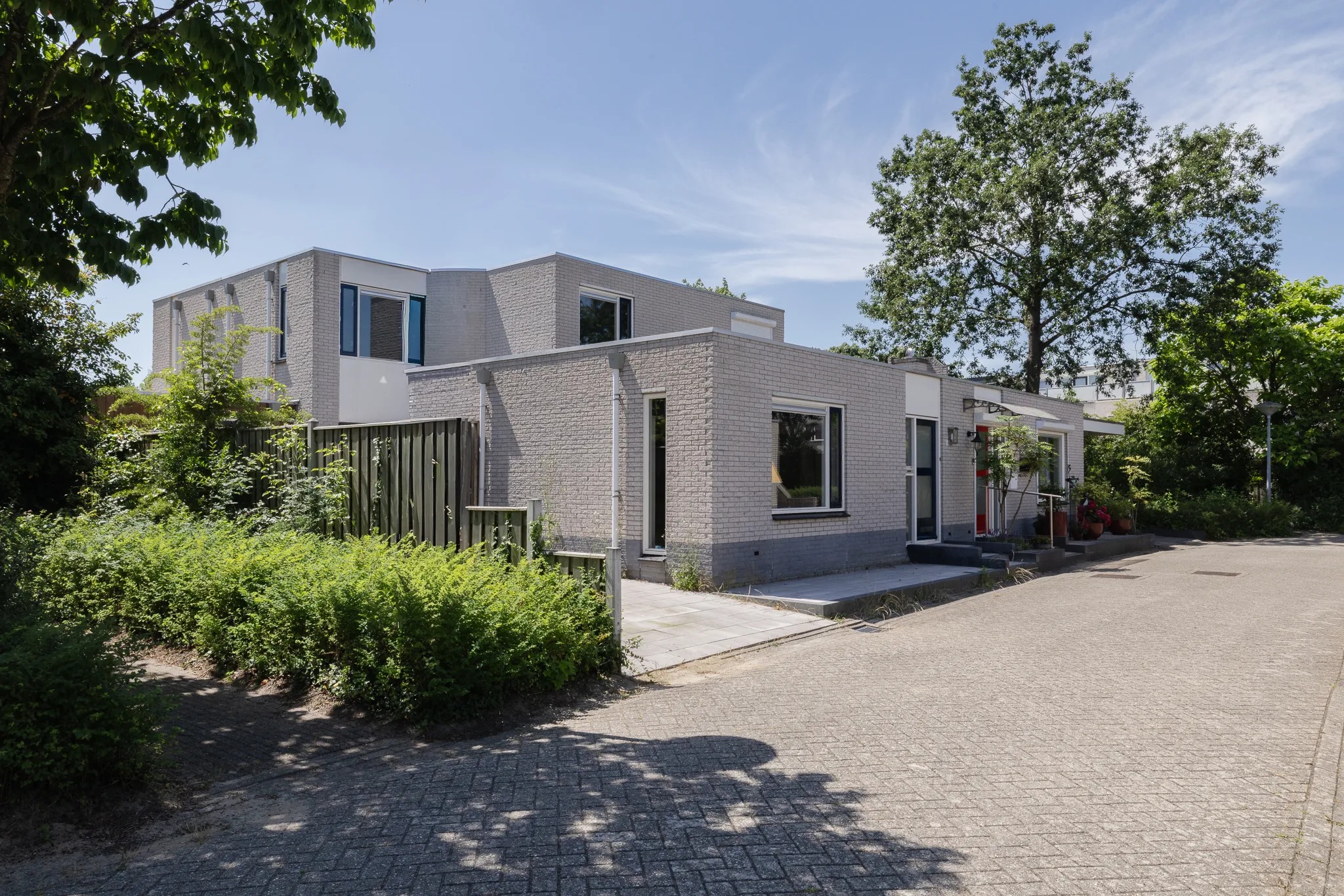 Geschakelde woning (semi-bungalow) Kamelenhof 25 in Almere
