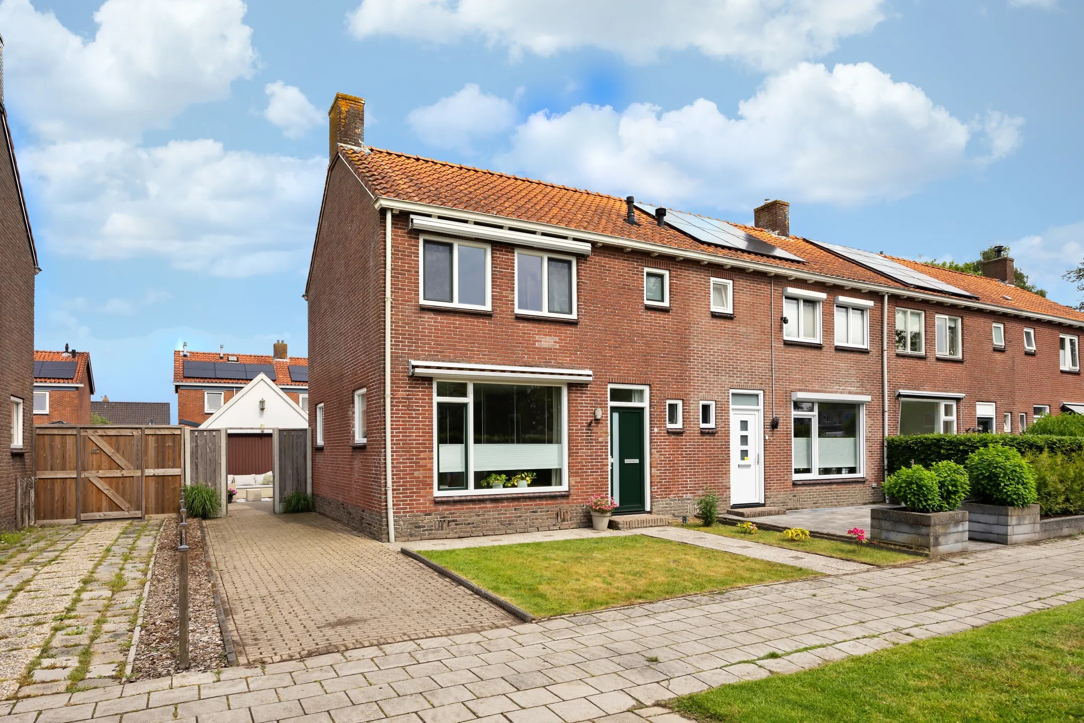 Hoekwoning Ludgerusstraat 17 in Balk