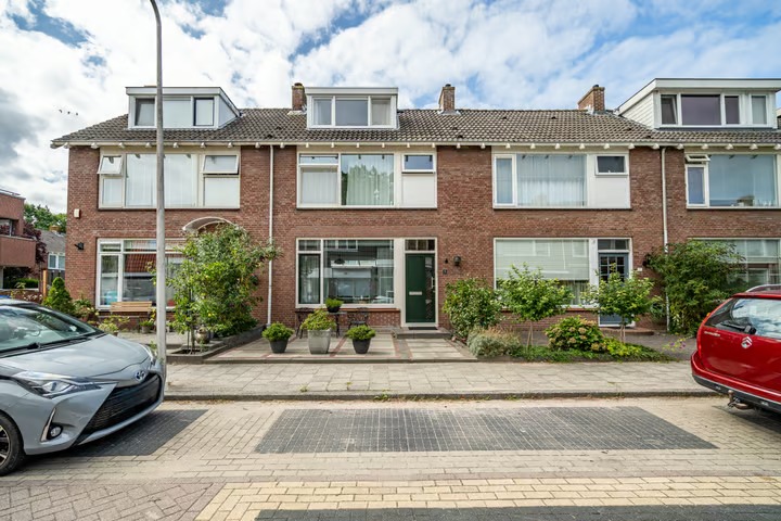 Tussenwoning Kerklaan 5 in Zoeterwoude