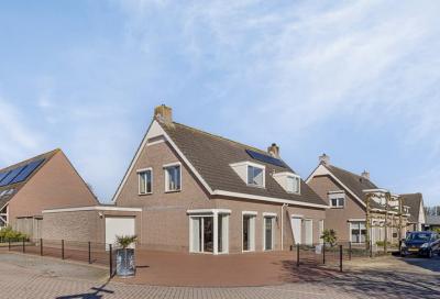 2-onder-1-kapwoning Pinksterbloemstraat 2 in Nederhemert