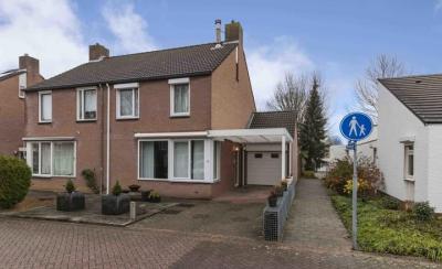 2-onder-1-kapwoning Vuurdoorn 24 in Maastricht