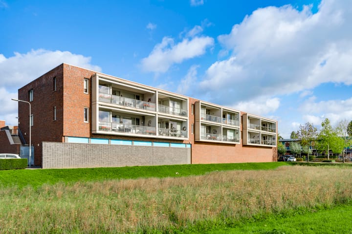 Galerijflat (appartement) Groene Kruisstraat 38 in Herten