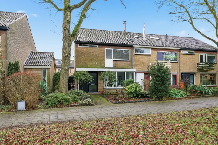 Hoekwoning Hertogenven 40 in Heemskerk