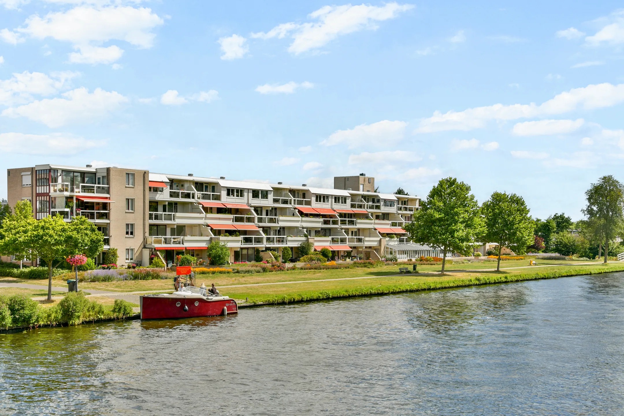 Galerijflat Queridolaan 99 Oegstgeest