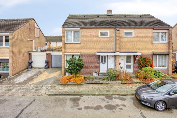 Geschakelde 2-onder-1-kapwoning Ruiterstraat 16 in Horn