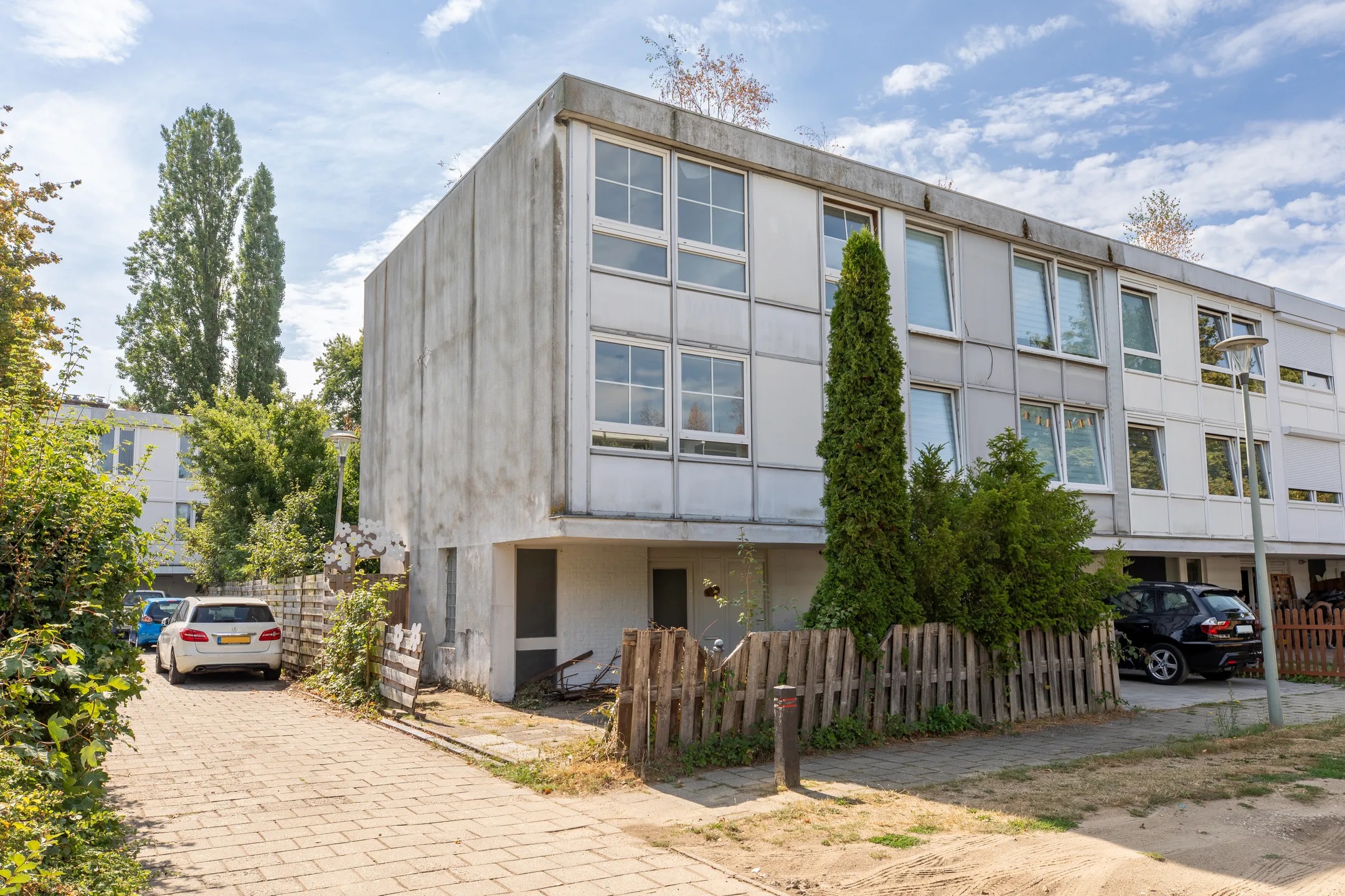 Hoekwoning Marshallsingel 42 in Heerlen