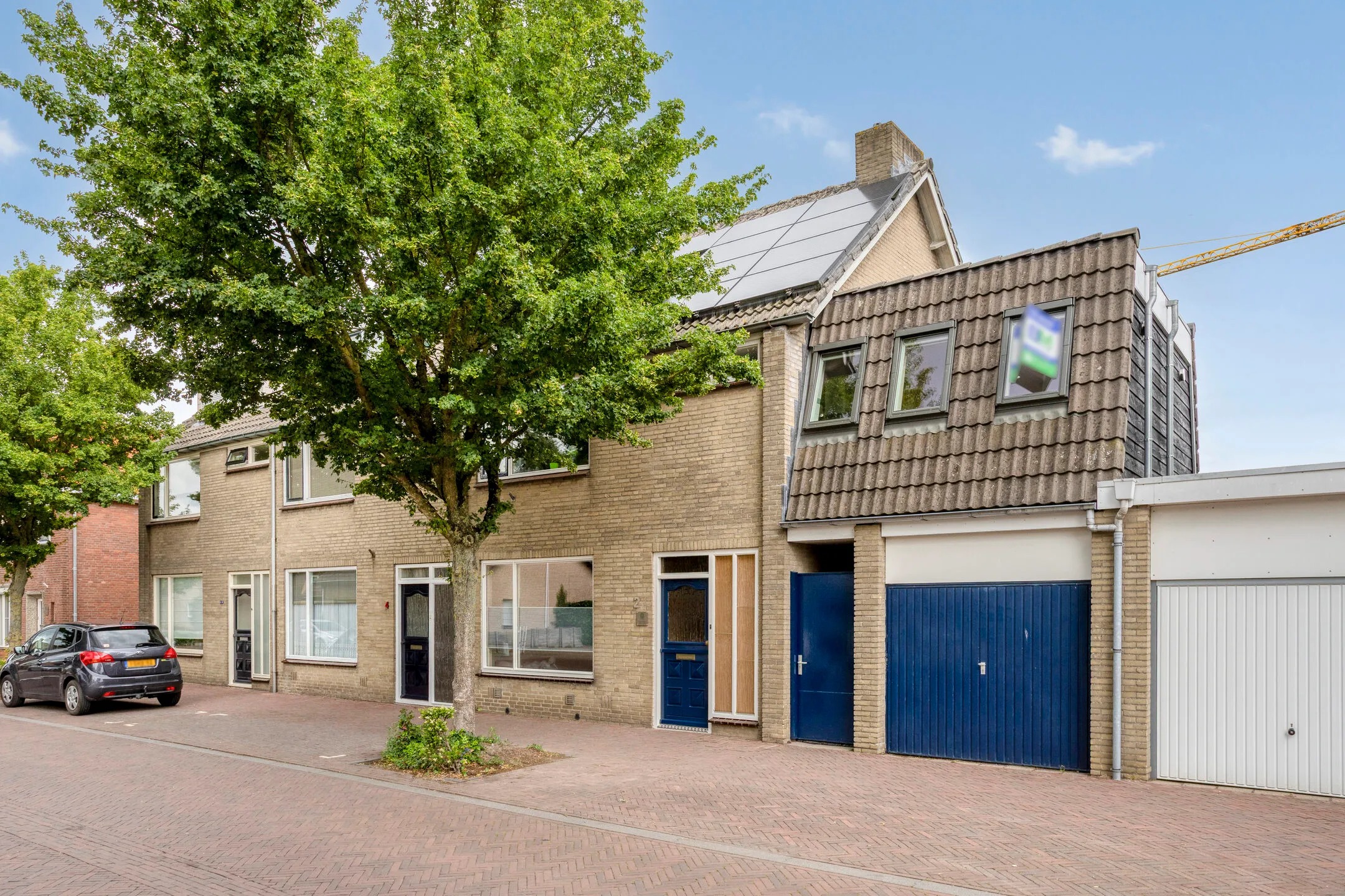 Hoekwoning Valkenbergstraat 2 in Made