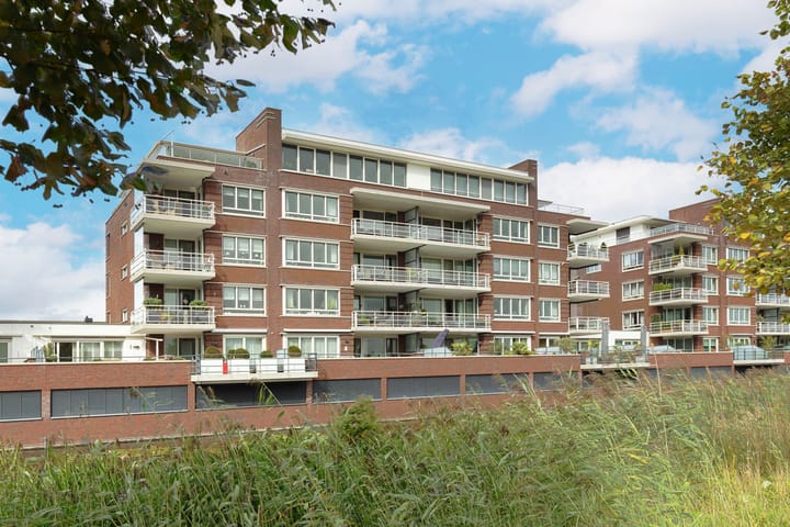 Portiekflat (appartement) Wesdijkleede 84 in Barendrecht