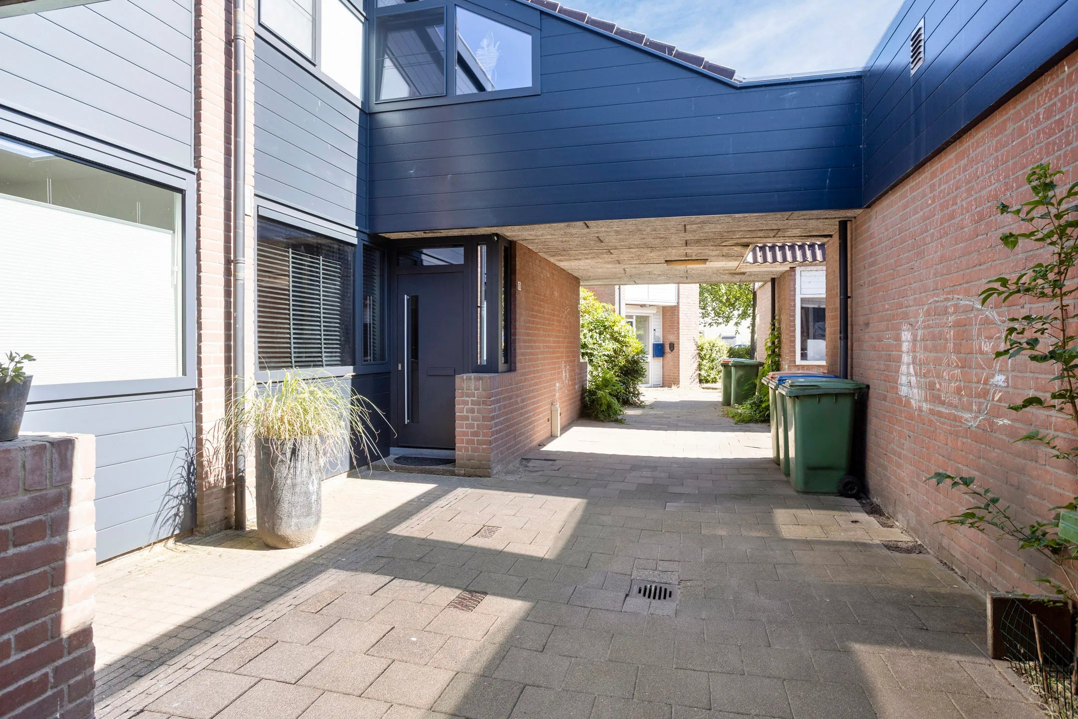 Tussenwoning (hofjeswoning) Reiendonk 10 in Breda