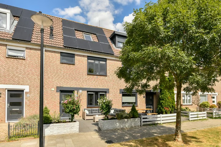 Tussenwoning Groenland 42 in Vinkeveen
