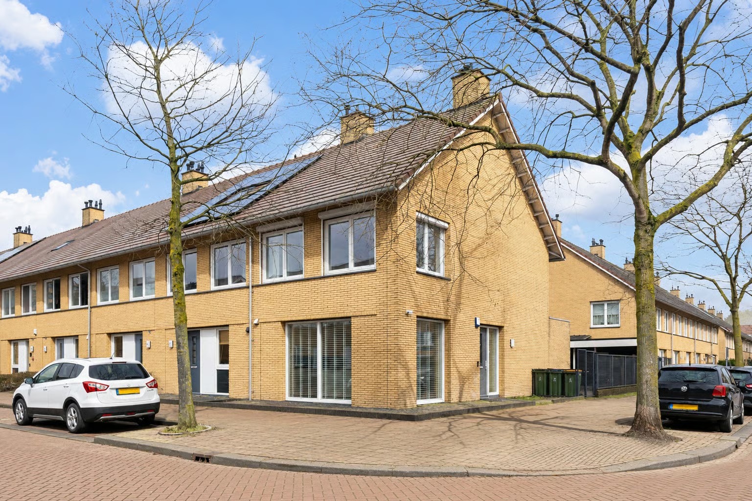 Hoekwoning Nobelstraat 1 in Ede