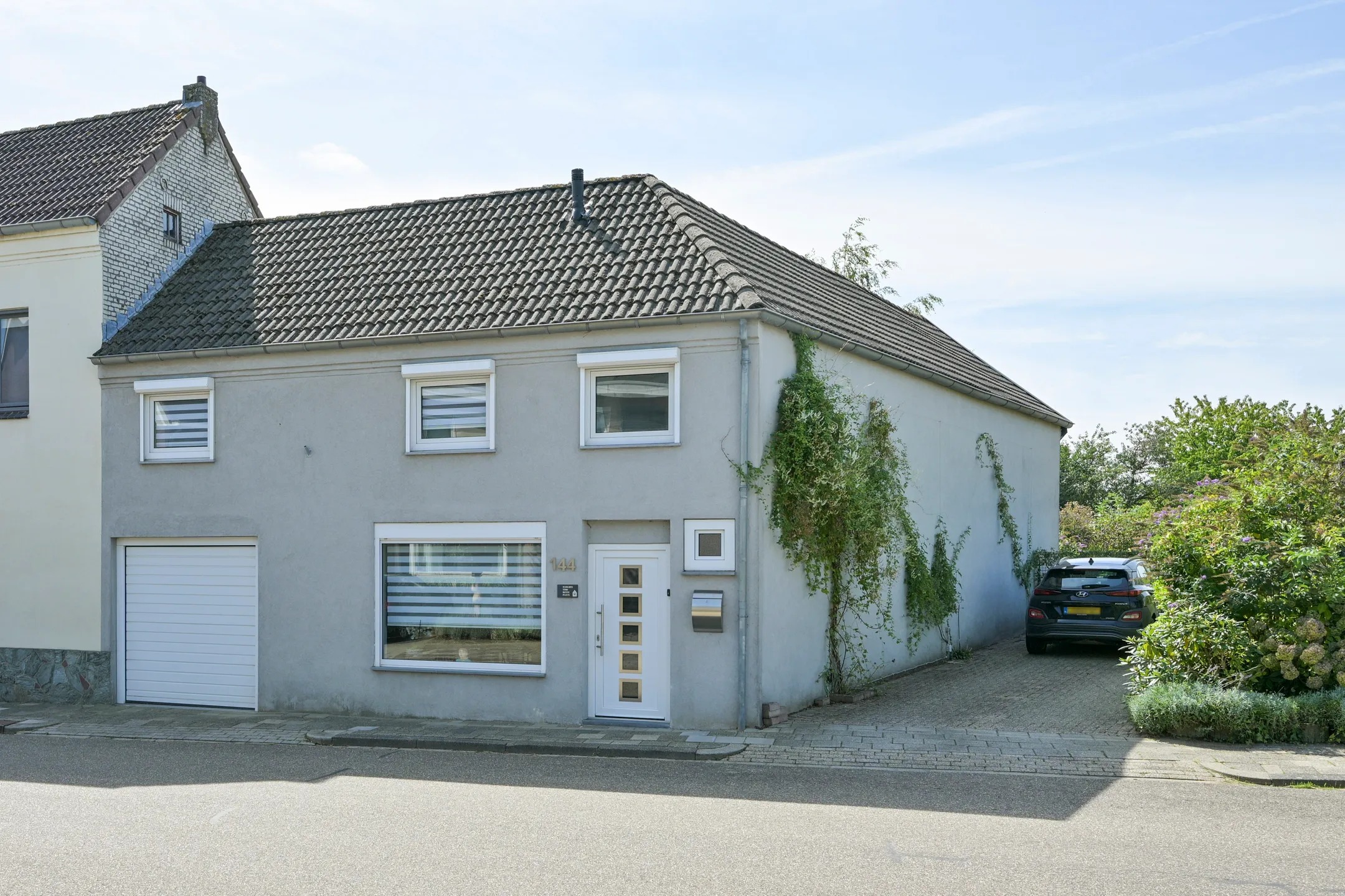 Halfvrijstaande woning Dorpsstraat 144 in Bingelrade