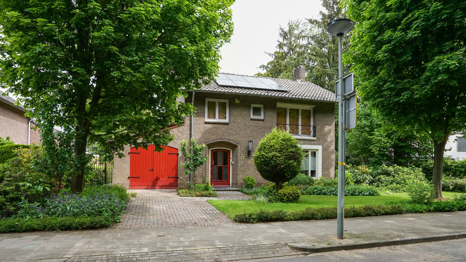 Vrijstaande woning Quaedvlieglaan 1 in Landgraaf