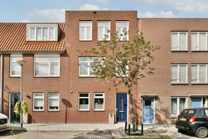 Tussenwoning Rijnstraat 18 Schiedam