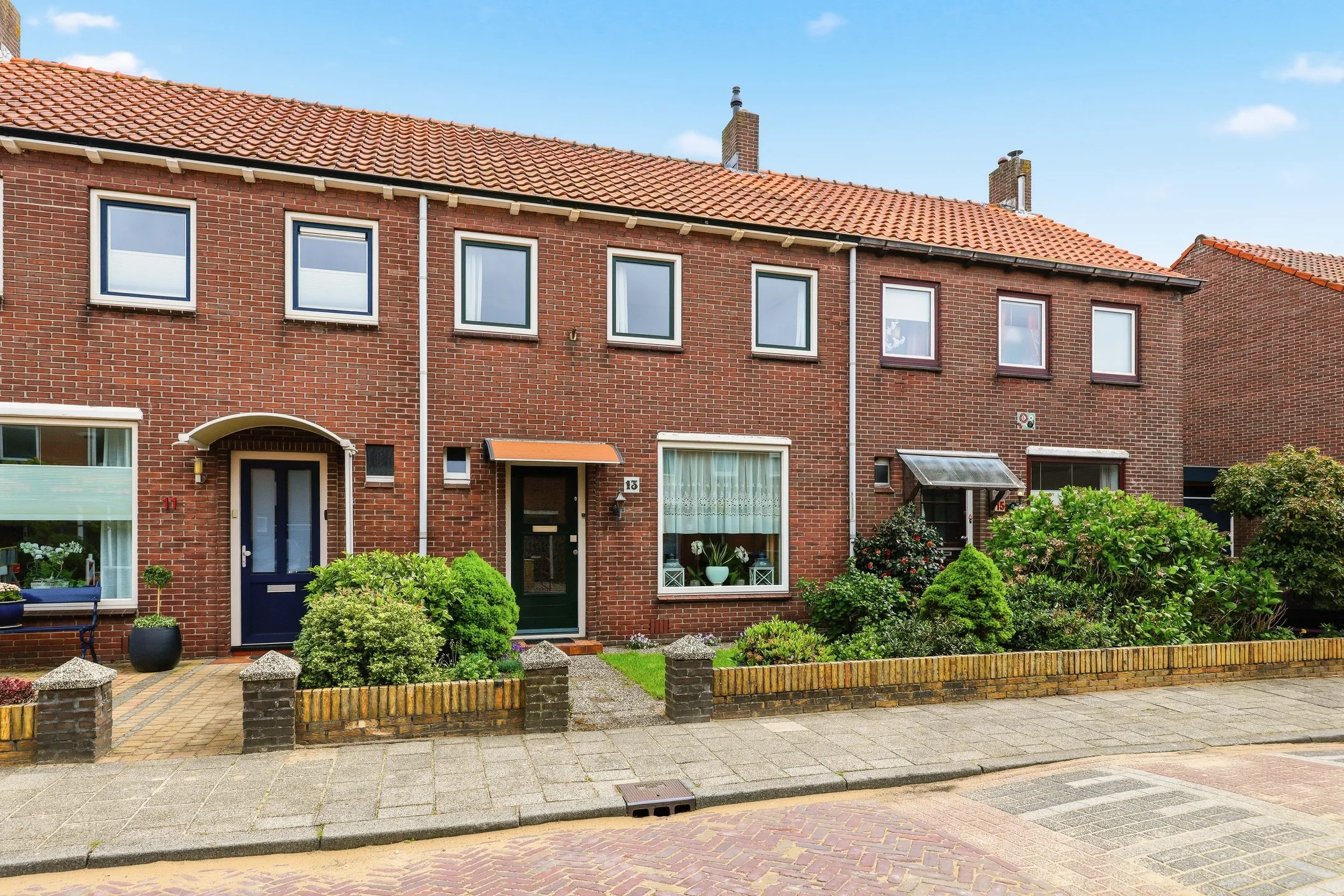 Tussenwoning Jacob van Oostzanenstraat 13 in Heemskerk
