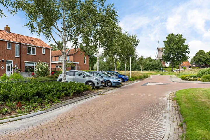Hoekwoning Hoedemakersweg 88 in Dokkum