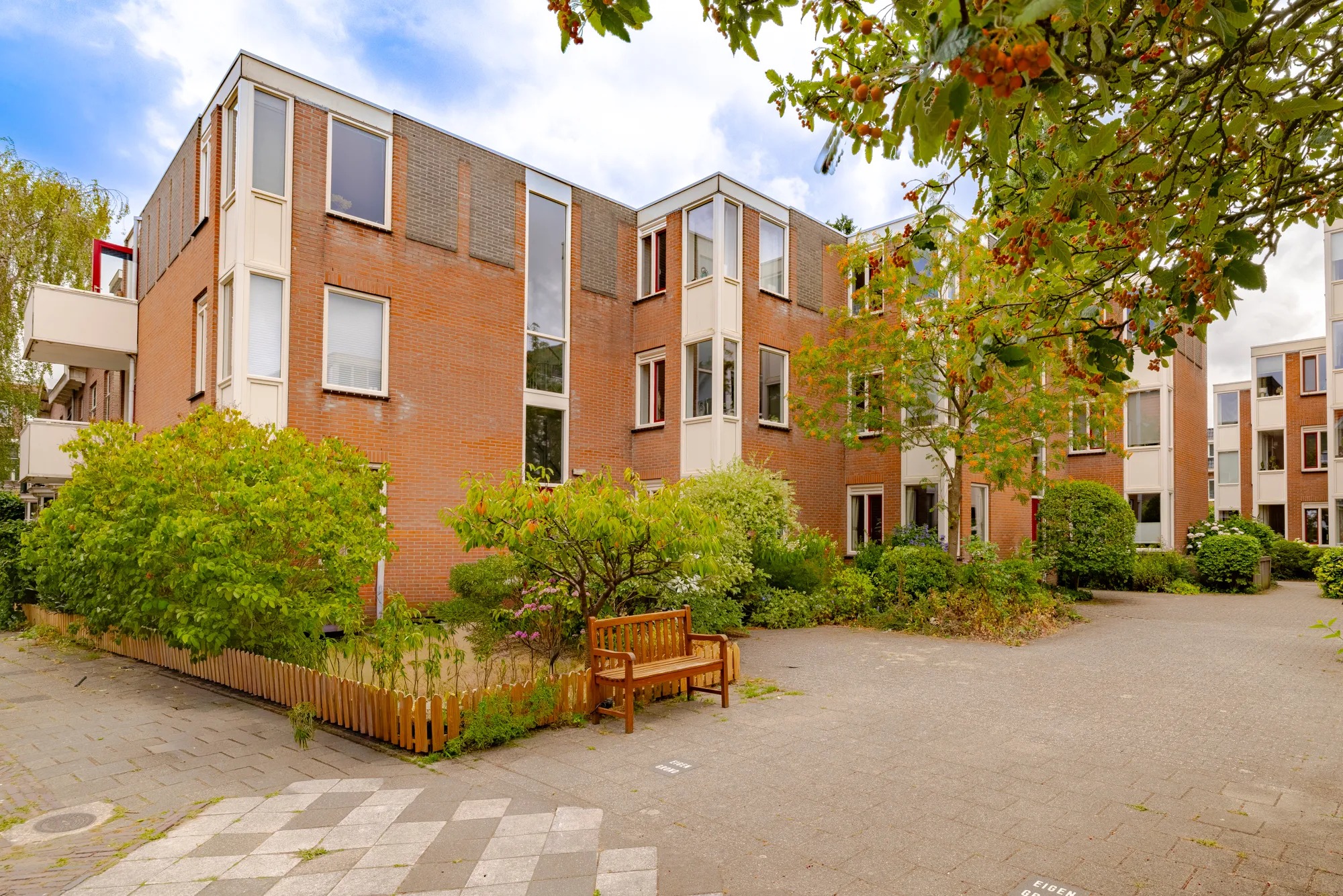 Benedenwoning Bloemhofstraat 22 A in Haarlem