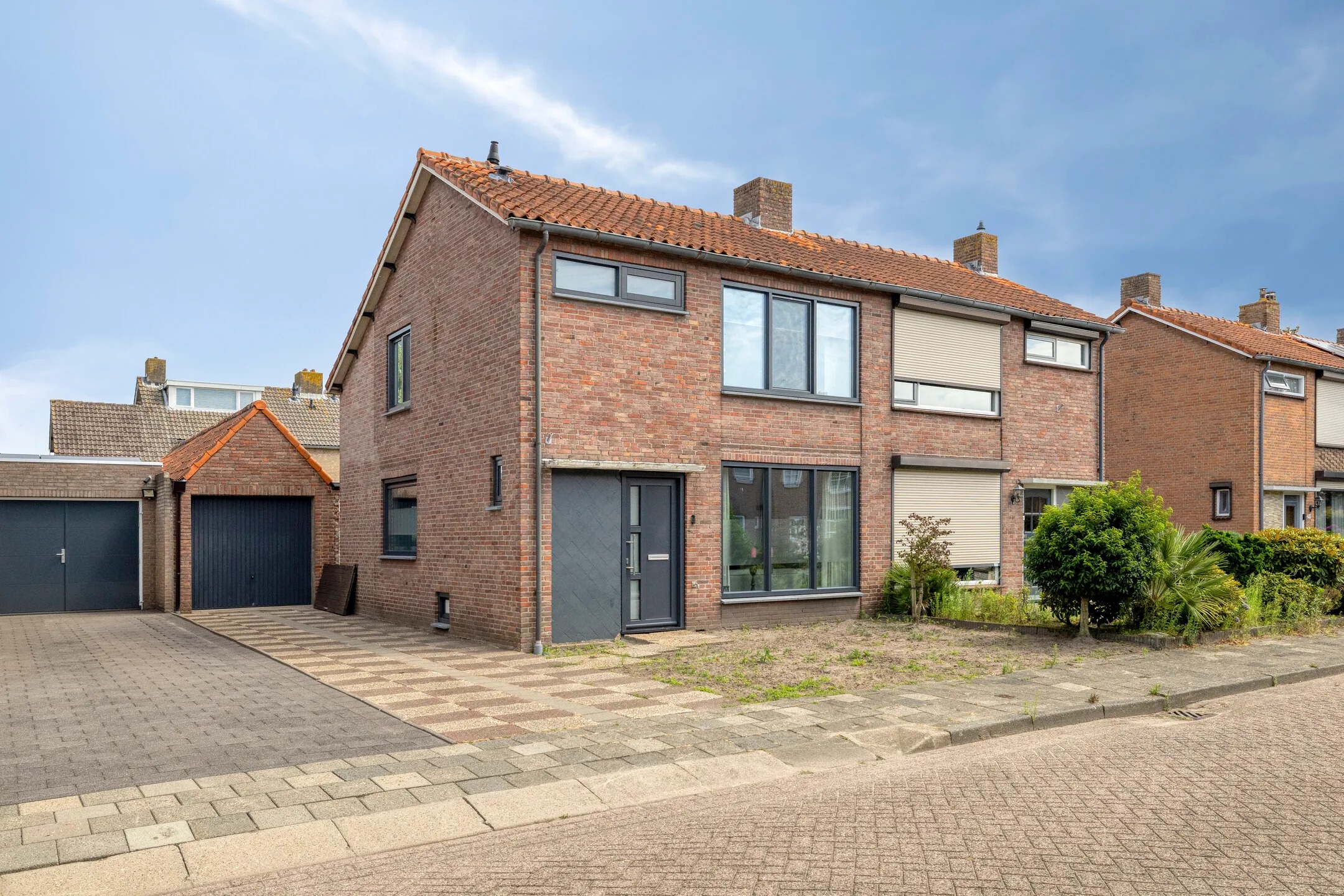 2-onder-1-kapwoning Harmonielaan 39 in Prinsenbeek