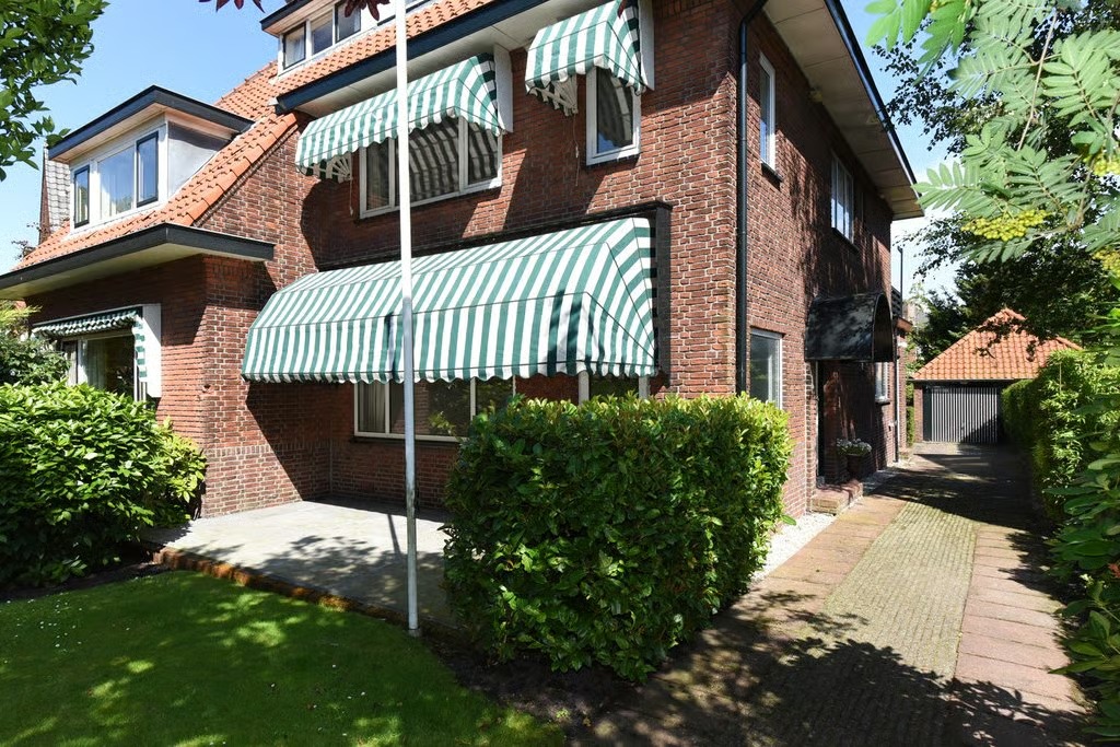Halfvrijstaande woning Jonkerlaan 71 in Wassenaar
