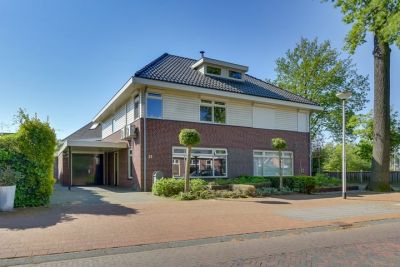 2-onder-1-kapwoning Hoofdstraat 25 in Deurningen