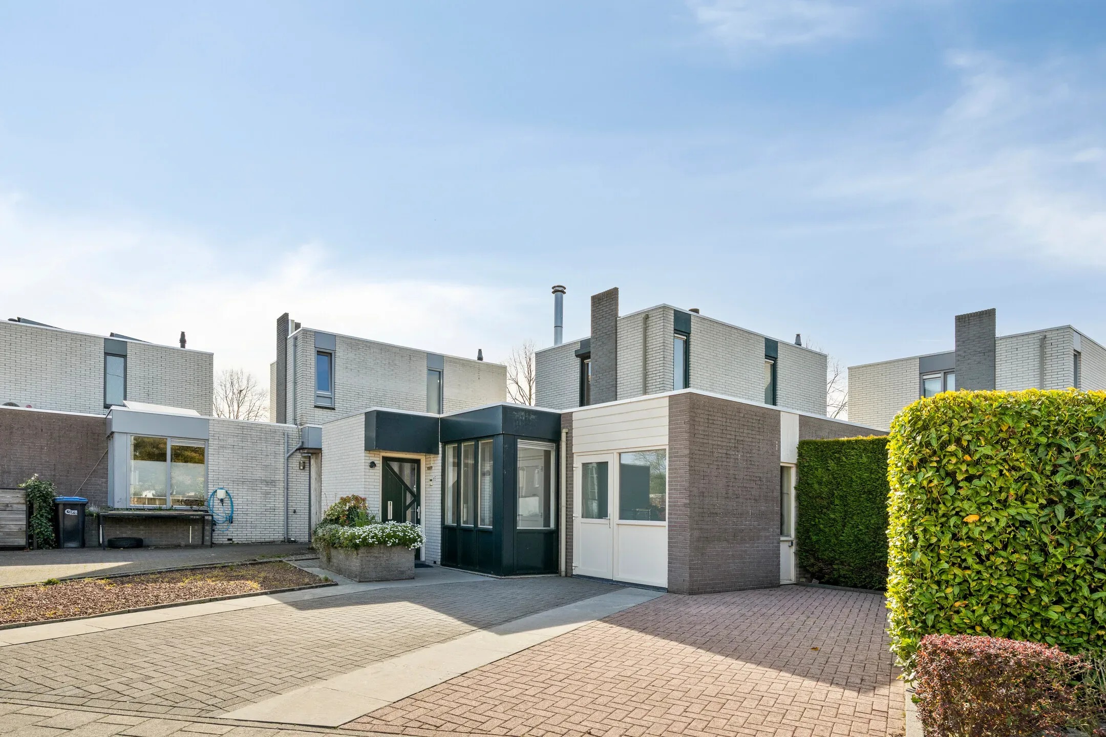 Geschakelde woning (semi-bungalow) Urkhovenseweg 65 in Eindhoven