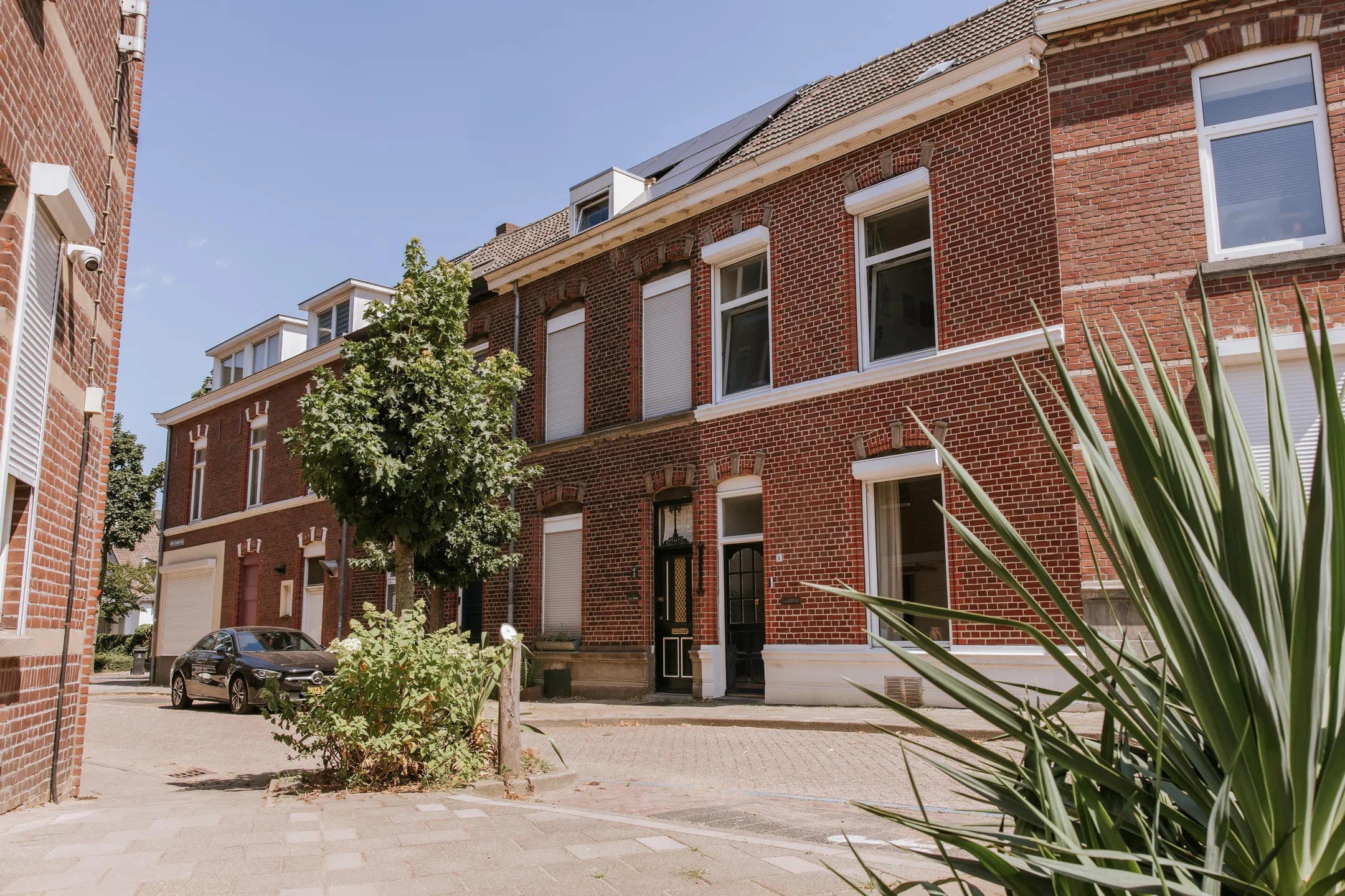 Tussenwoning Ernst Casimirstraat 5 in Roermond
