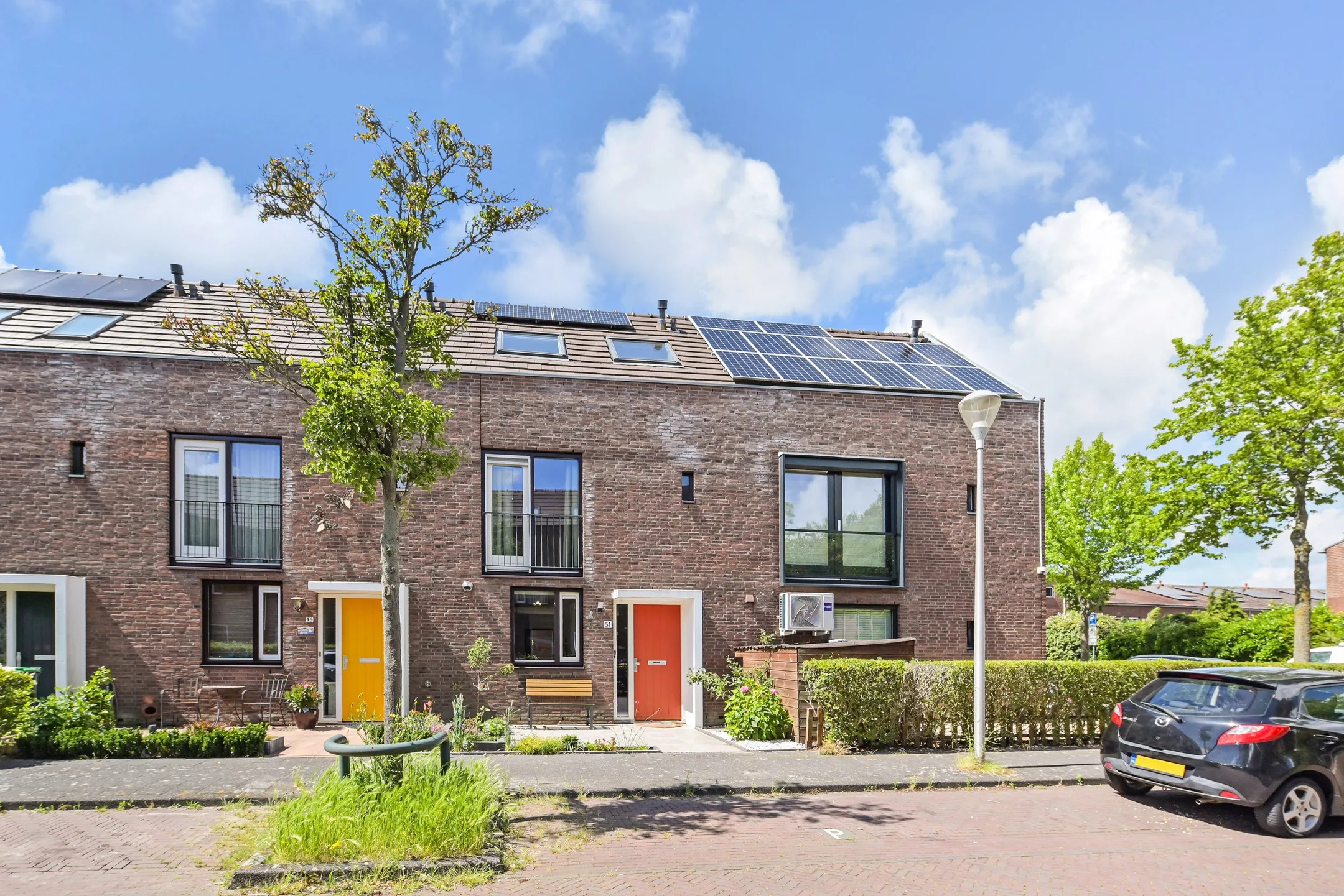 Tussenwoning Vermeulenlaan 51 in Den Haag