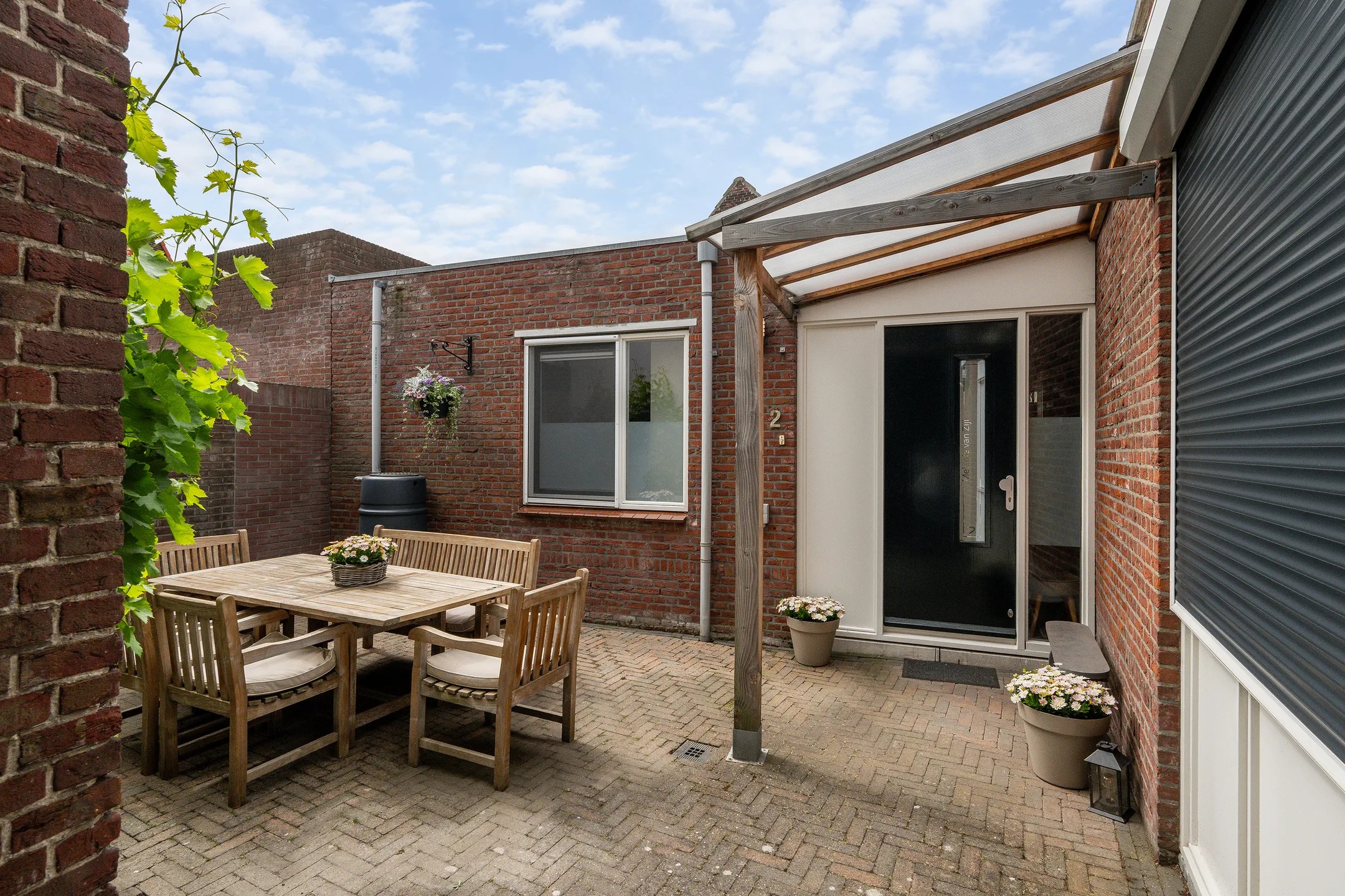 Tussenwoning Kerkstraat 2 in Naaldwijk