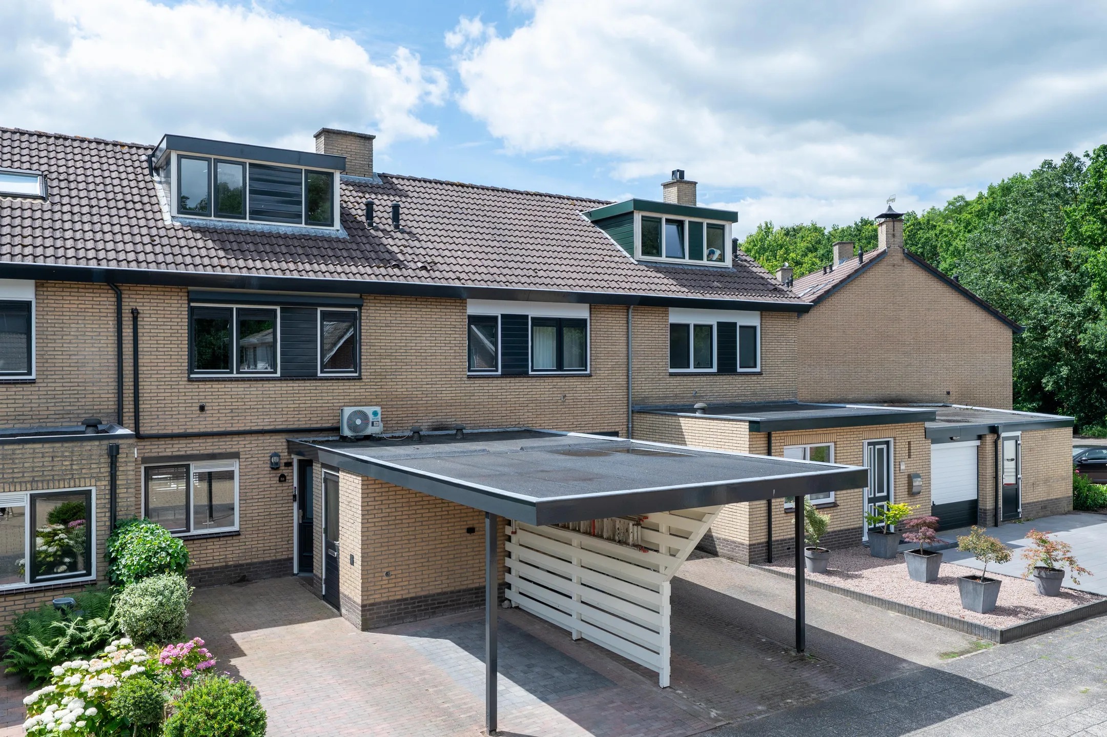 Tussenwoning Hoofdlaan 88 in Putten