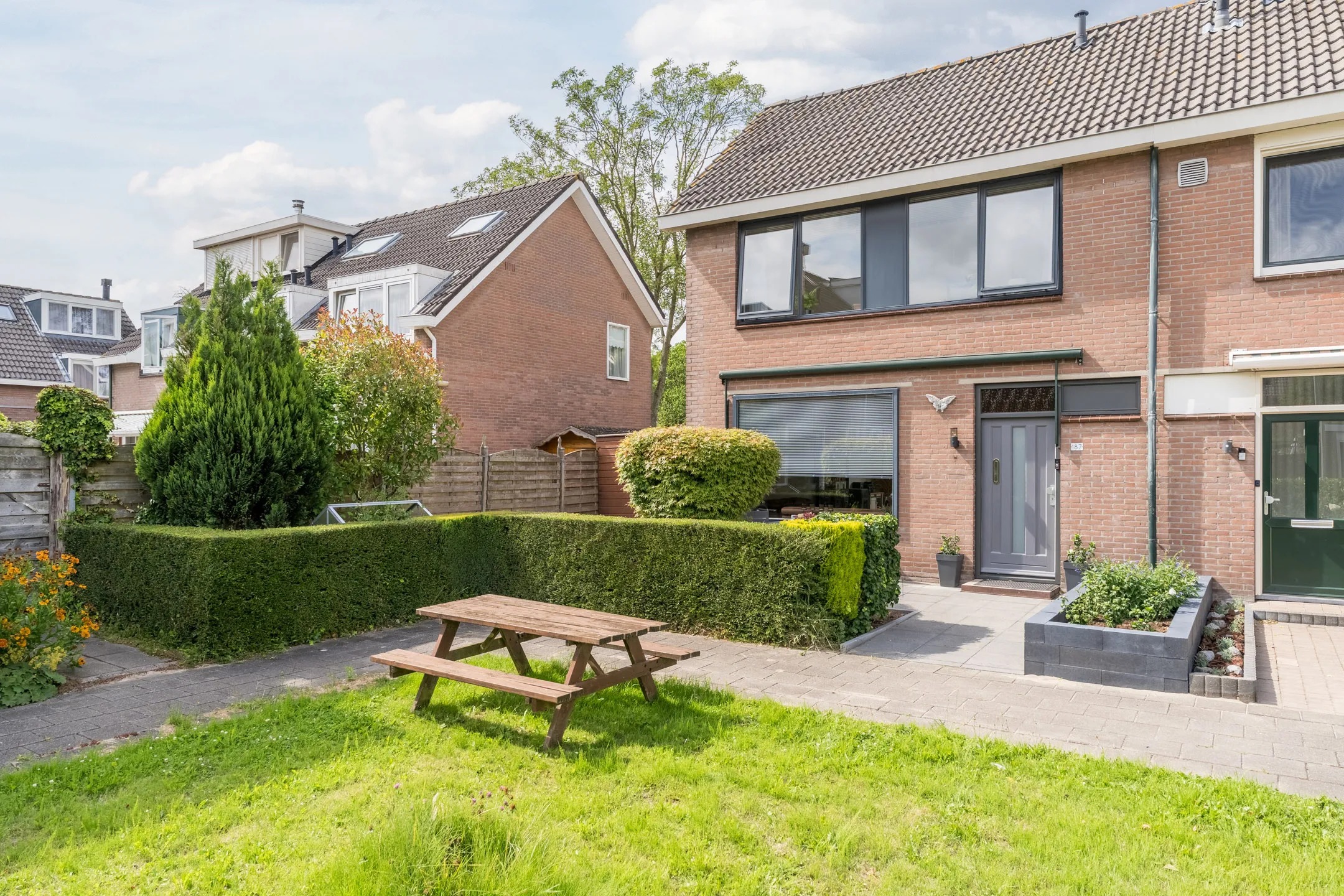 2-onder-1-kapwoning (hofjeswoning) Rietschoot 187 in Oostzaan