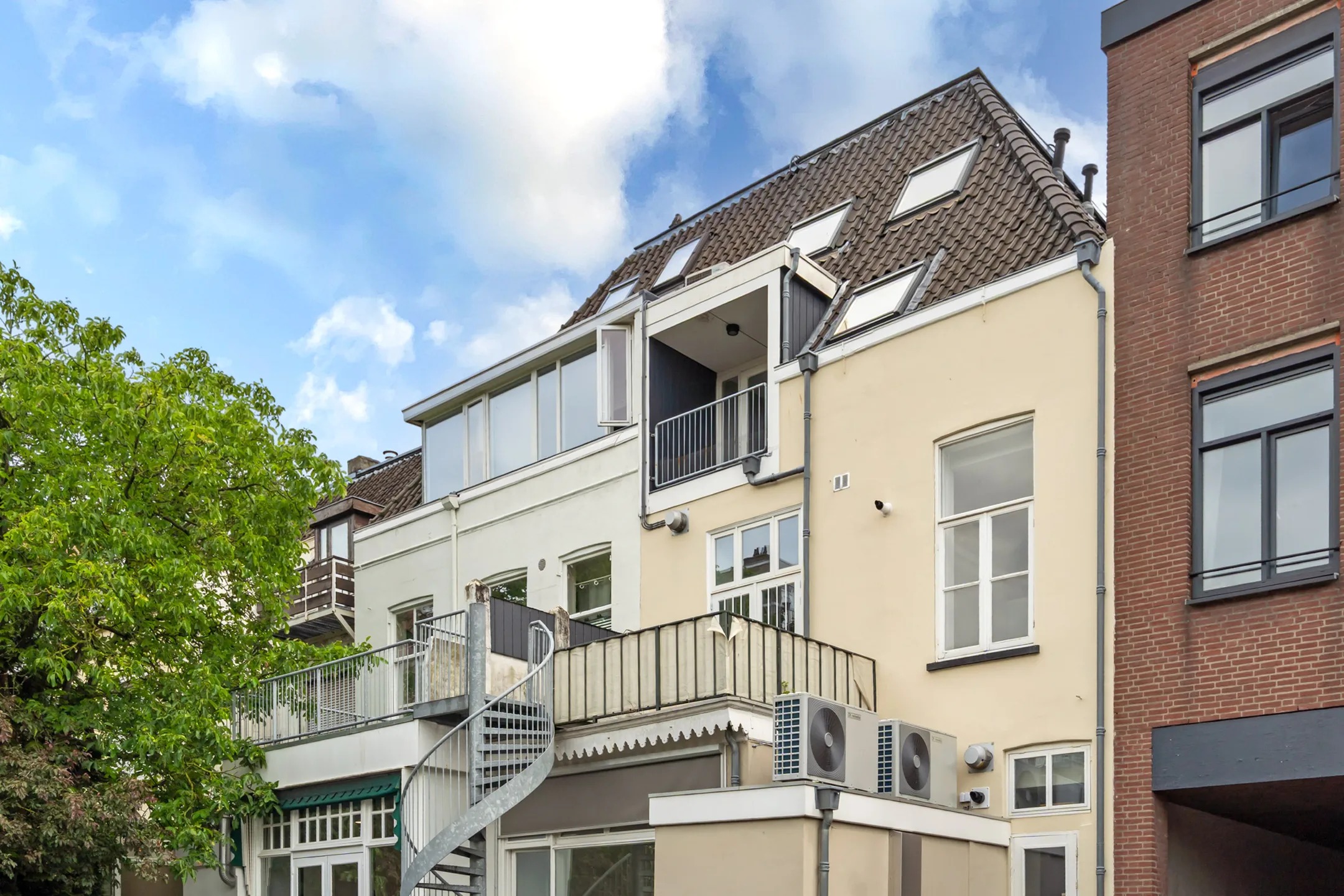 Portiekflat Willemstraat 21 A2 in Breda