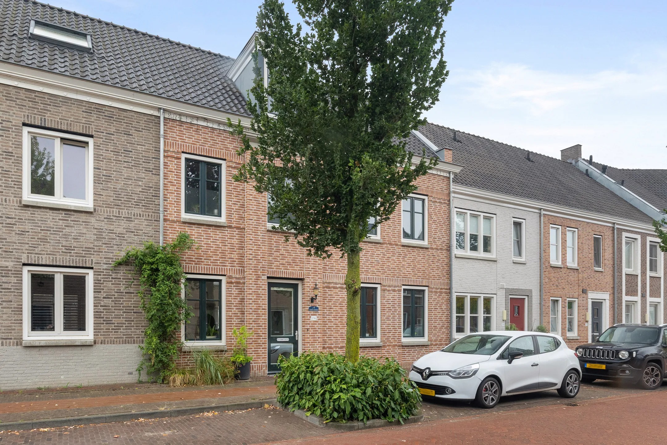 Tussenwoning Statenlaan 196 in Helmond