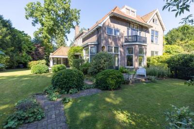 Halfvrijstaande woning Heuvellaan 4 in Bussum