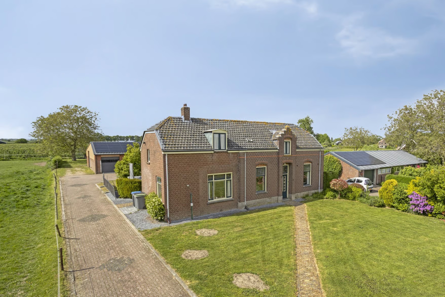 Halfvrijstaande woning Torenstraat 13 in Balgoij